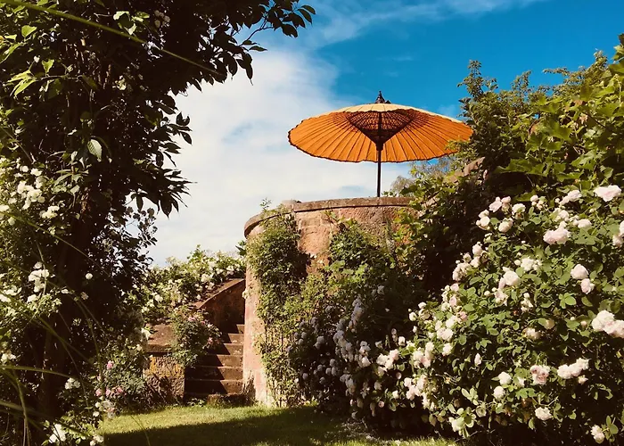 Nyaraló Gaestehaus Altes Forstamt