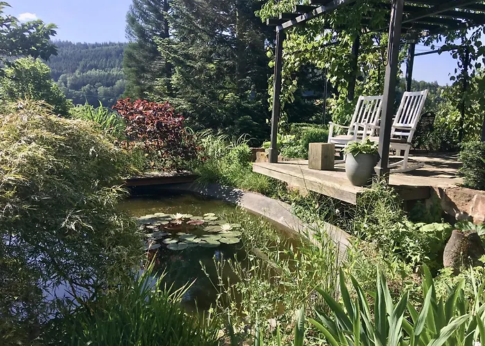 Nyaraló Gaestehaus Altes Forstamt *